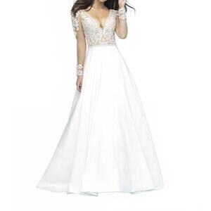 NEW ALLURE BRIDALS sleeved wedding dress in ivory